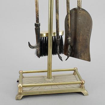 BRASGARNITYR, 5 delar. Mässing. omkring sekelskiftet 1900.