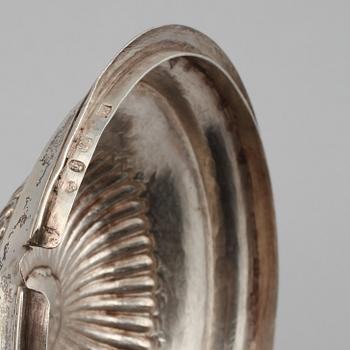SOCKERSKÅL, silver, empire, Olof Hagrelius, Mariefred, 1826. Vikt 628 g.
