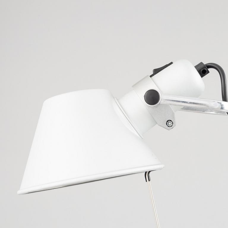 Michele De Lucchi & Giancarlo Fassina, table lamps, a pair, "Tolomeo", Artemide, Italy.