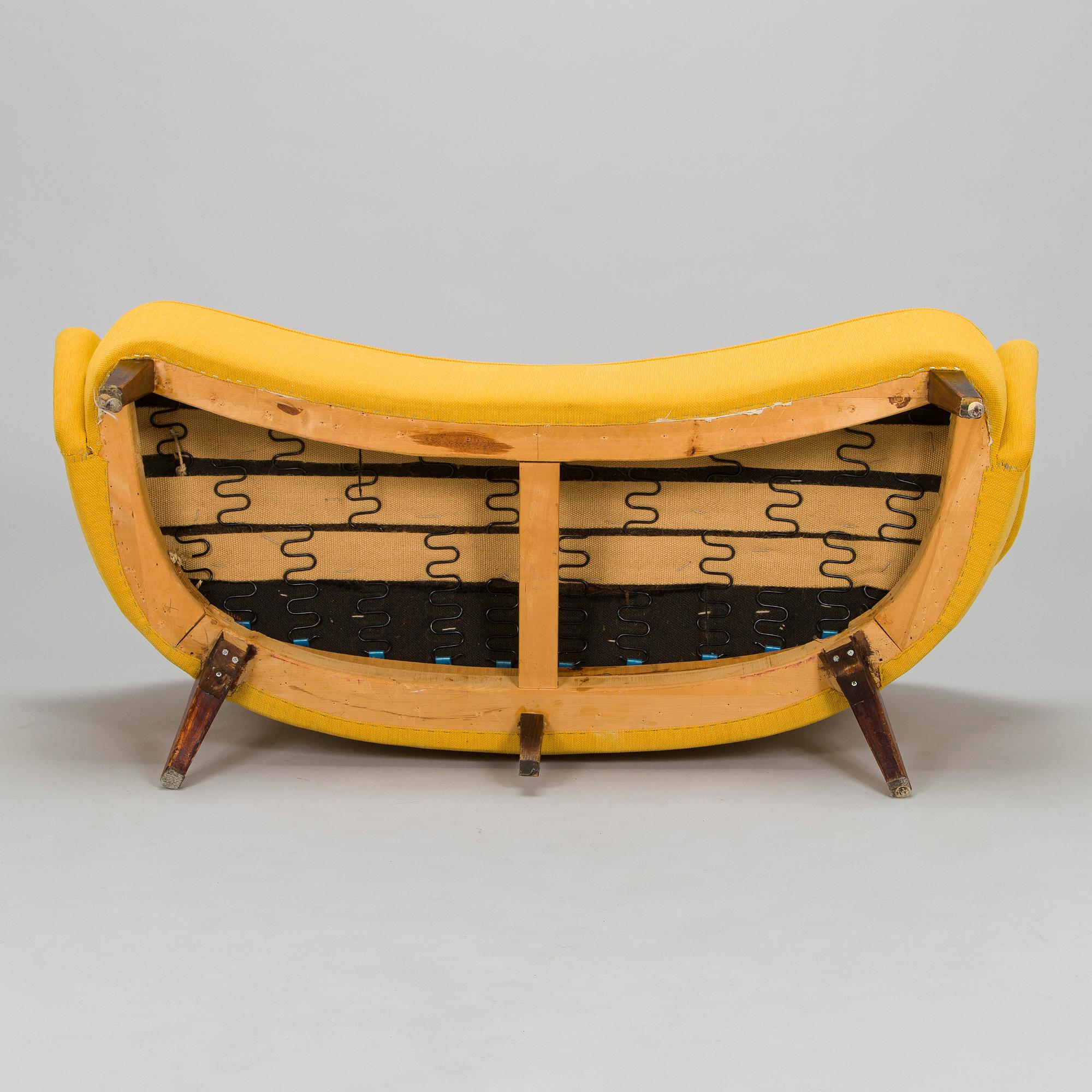 Soffa, 1900-talets mitt.