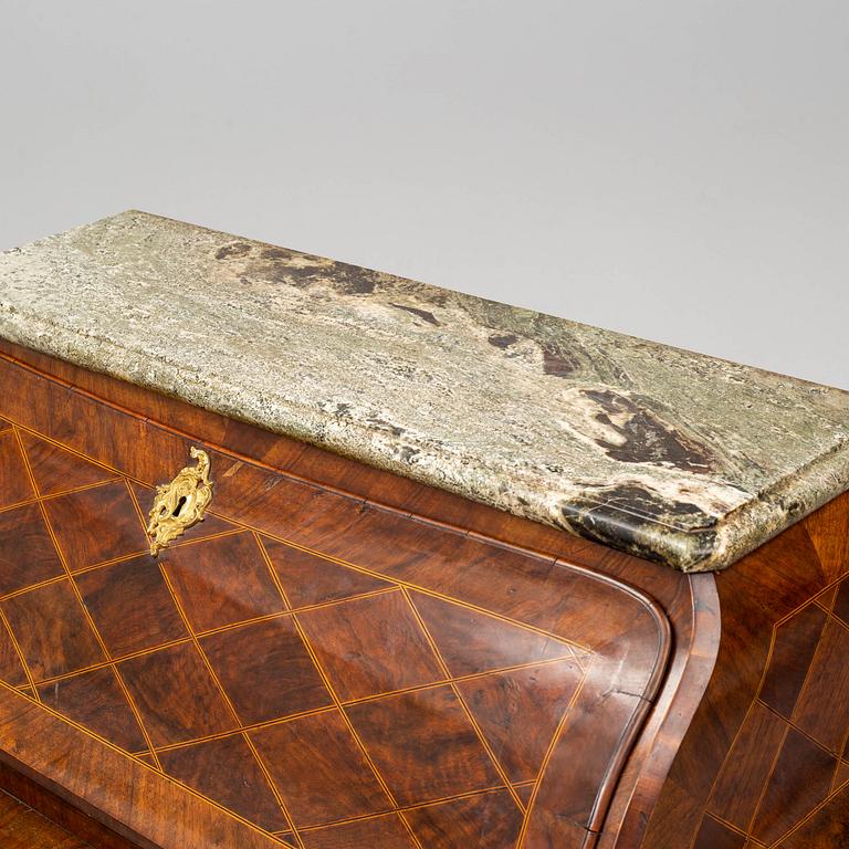 SEKRETÄR, svensk rokoko, 1700-talets andra hälft.
