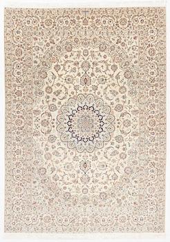 Rug, Nain, signed Habibian, with silk inclusions. 350x245 cm.