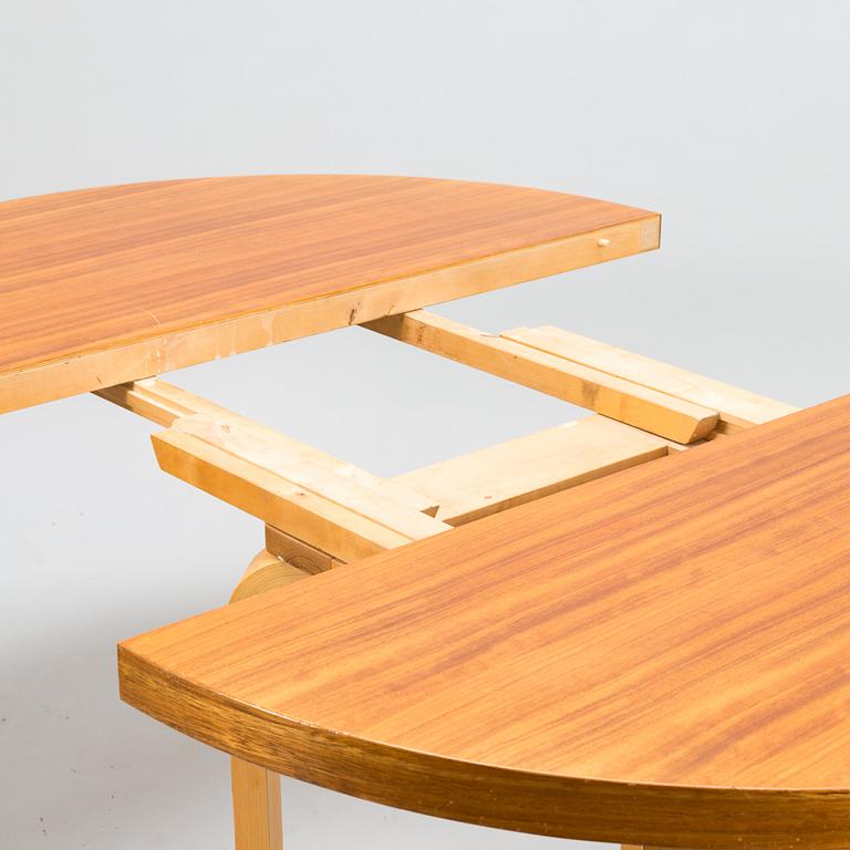 ALVAR AALTO, A 1950s dinner table, O.Y. Huonekalu- ja Rakennustyötehdas A.B., Finland.