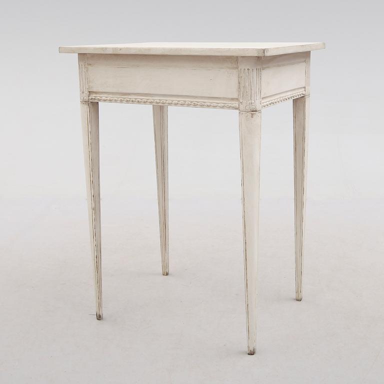 DAMSKRIVBORD, 1800-talets mitt.