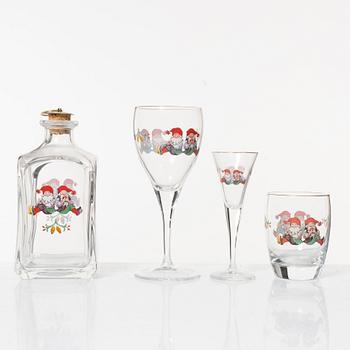 Christmas service, 77 pieces, Christineholm, second half of the 20th century.