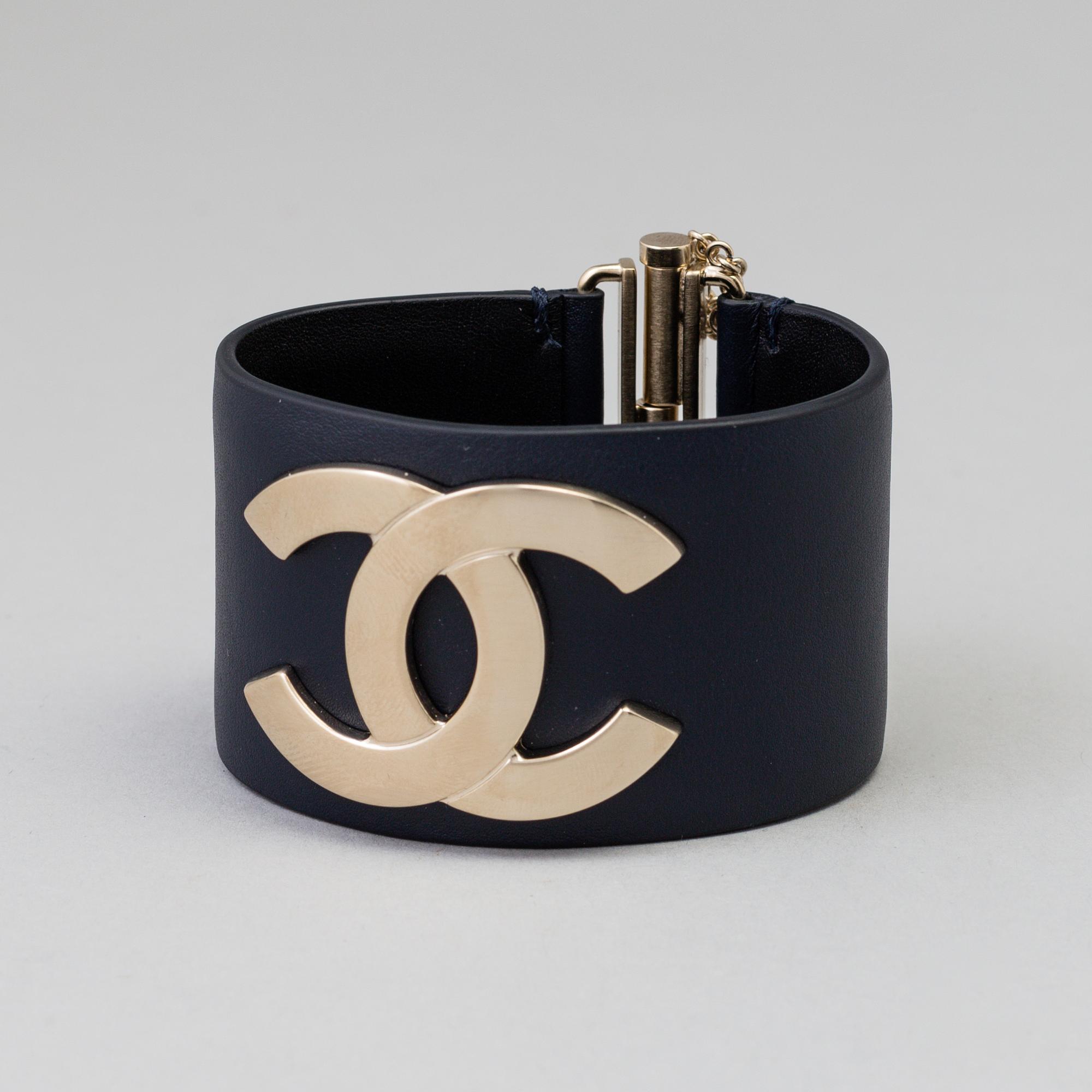 BRACELET/CUFF, Chanel, 2017.