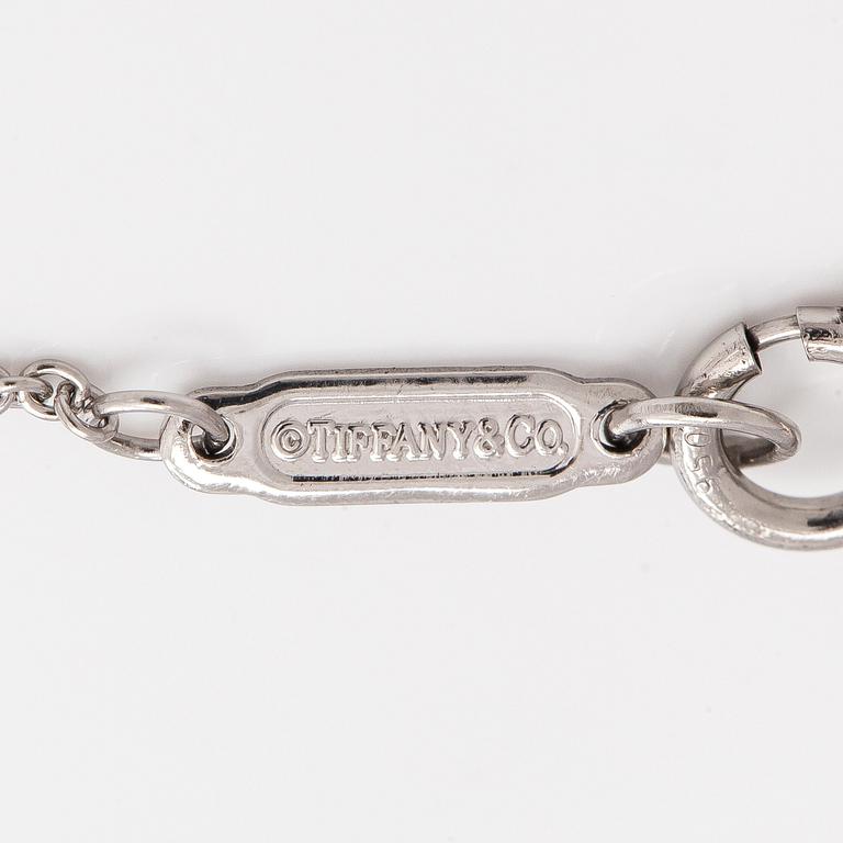 Tiffany & Co, halsband, platina, med en briljantslipad diamant.