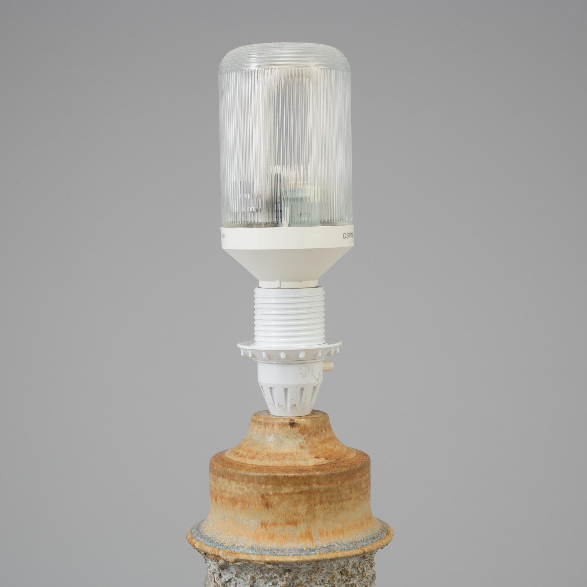 A table lamp, stoneware, Ego Ateljé, signerad BK.