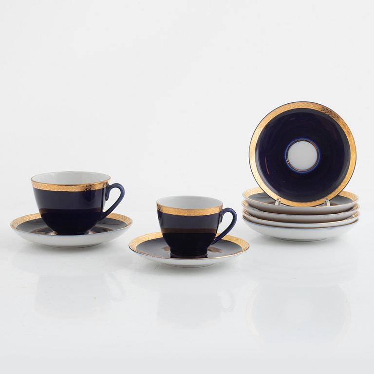 Coffee and tea service, porcelain, Lomonosov, 20th Century (23 pieces).