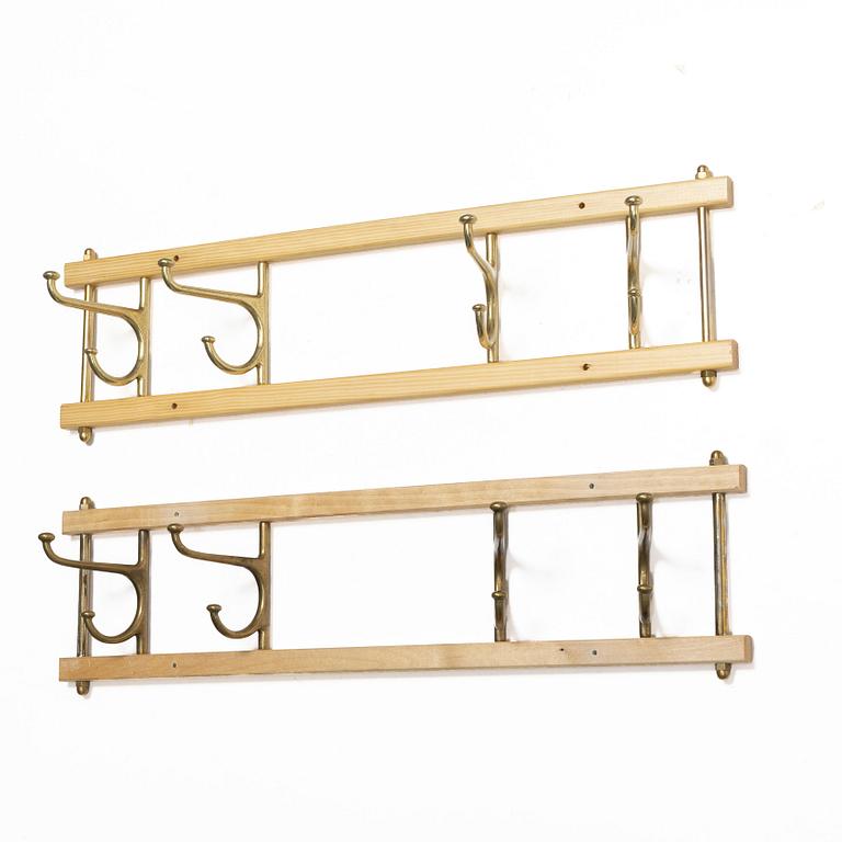 Coat hooks, a pair, “Dekorativ”, Skoglunds metallgjuteri, Anderstorp, 1950s/60s.