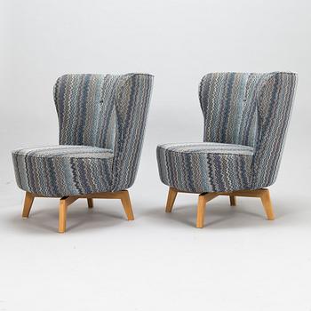 A pair of armchairs, Furninova, 2000s.