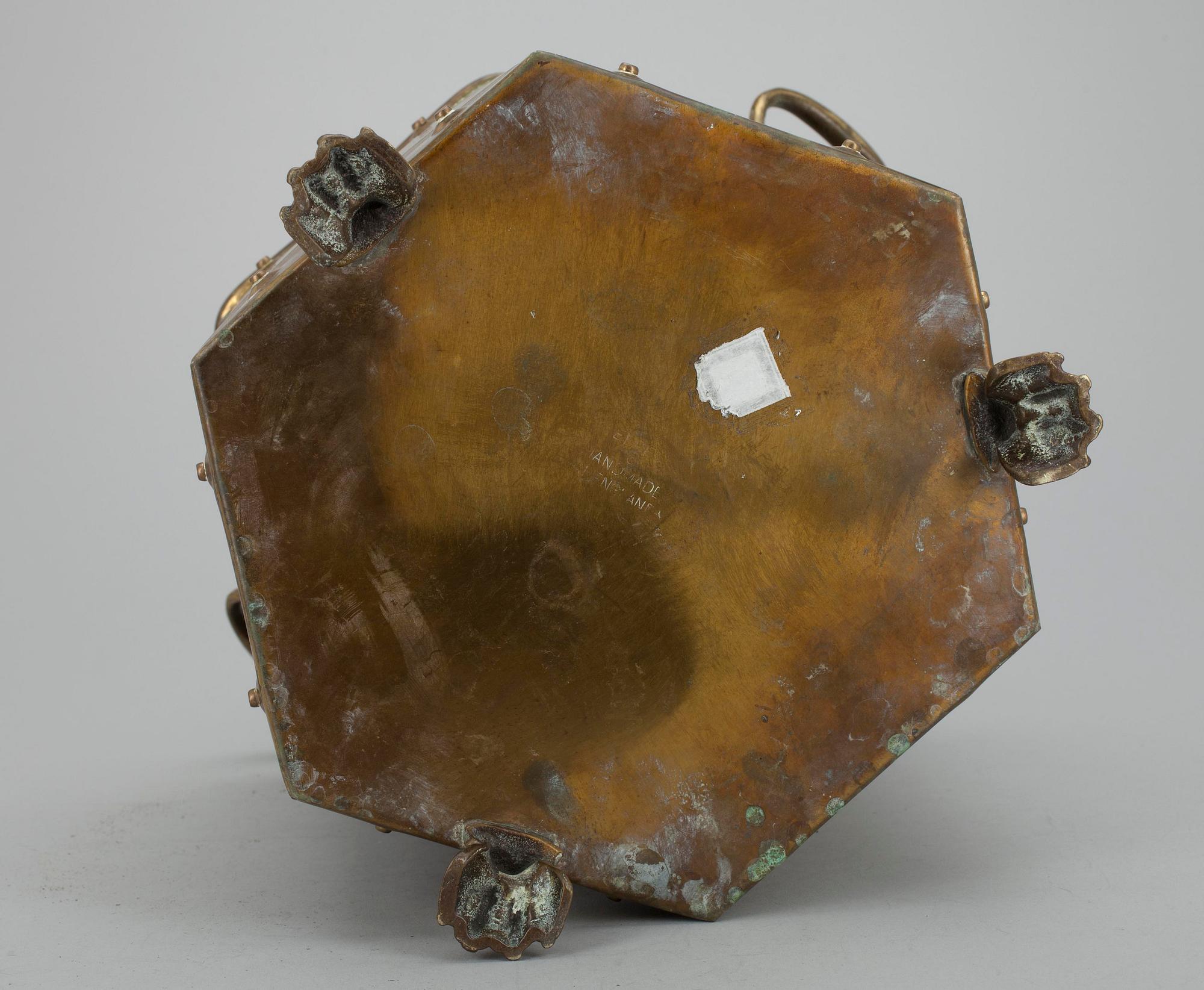 PAPPERSKORG, mässing, empirestil, sekelskiftet 1800/1900.