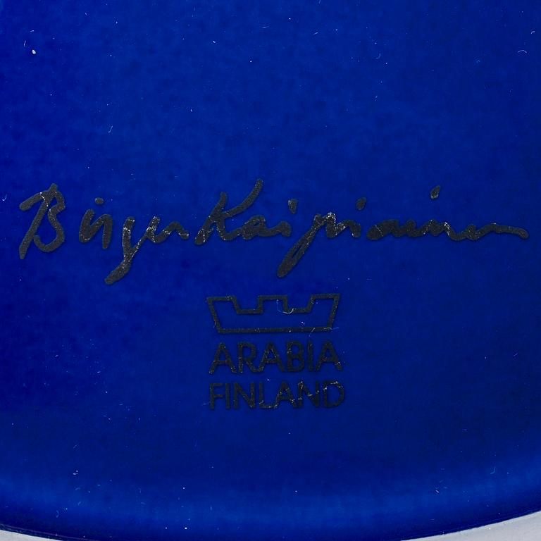 BIRGER KAIPIAINEN, PLATE, porcelain, signed Birger Kaipiainen, Arabia.