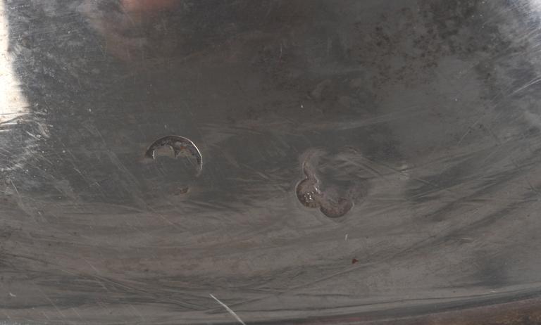 KRUCIFIX, silver och nysilver.