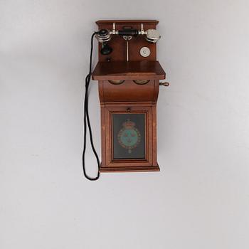 VÄGGTELEFON, Telegrafverkets Verkstad, Stockholm, tidigt 1900-tal.