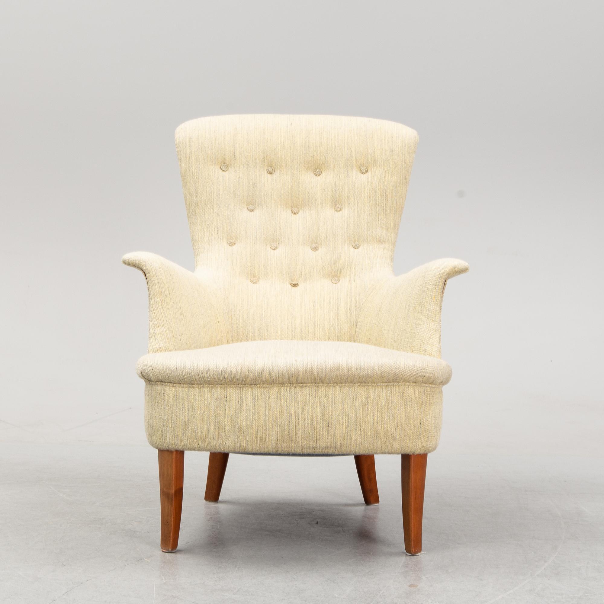 Carl Malmsten, soffa "Konsert", fåtölj "Cirkus" och fåtölj "Gamla Stan".