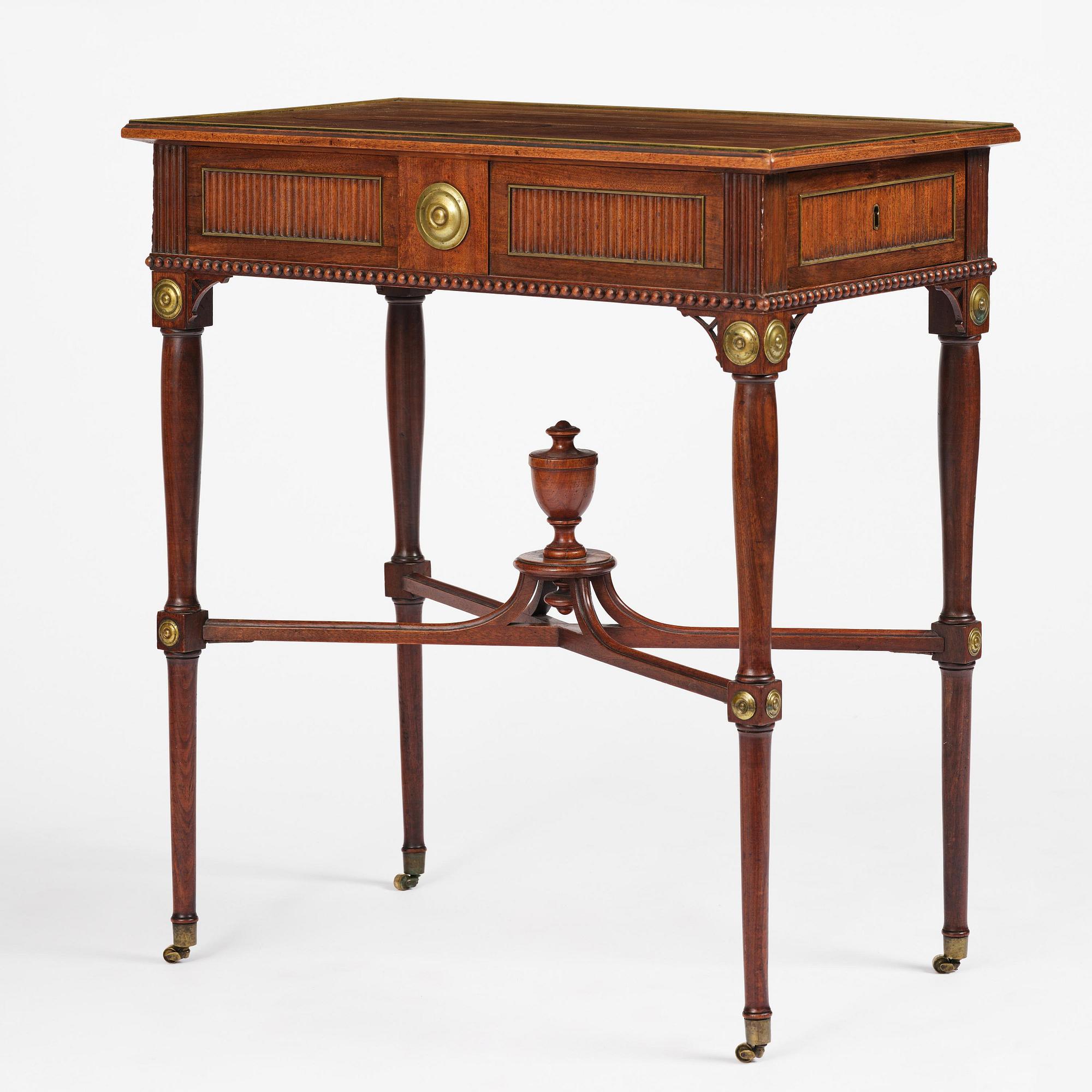Bord, av Gottlieb Iwersson (mästare i Stockholm 1778-1813), signerat och daterat 1794, Sengustavianskt.