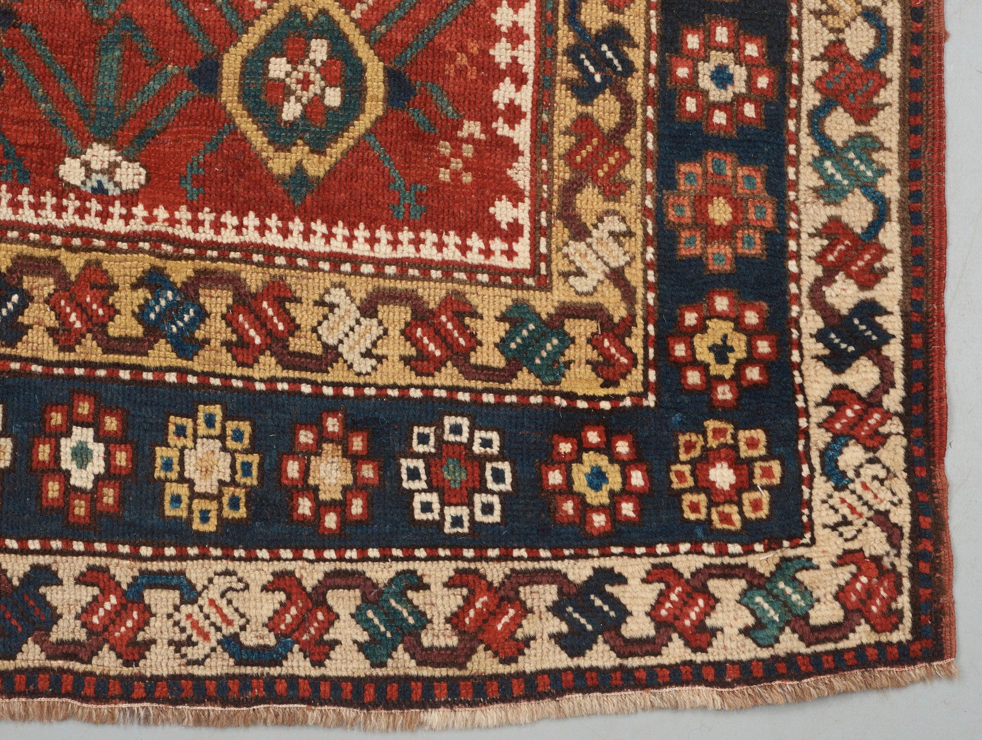 ANTIK KAUKAS. 242,5 x 133 cm.