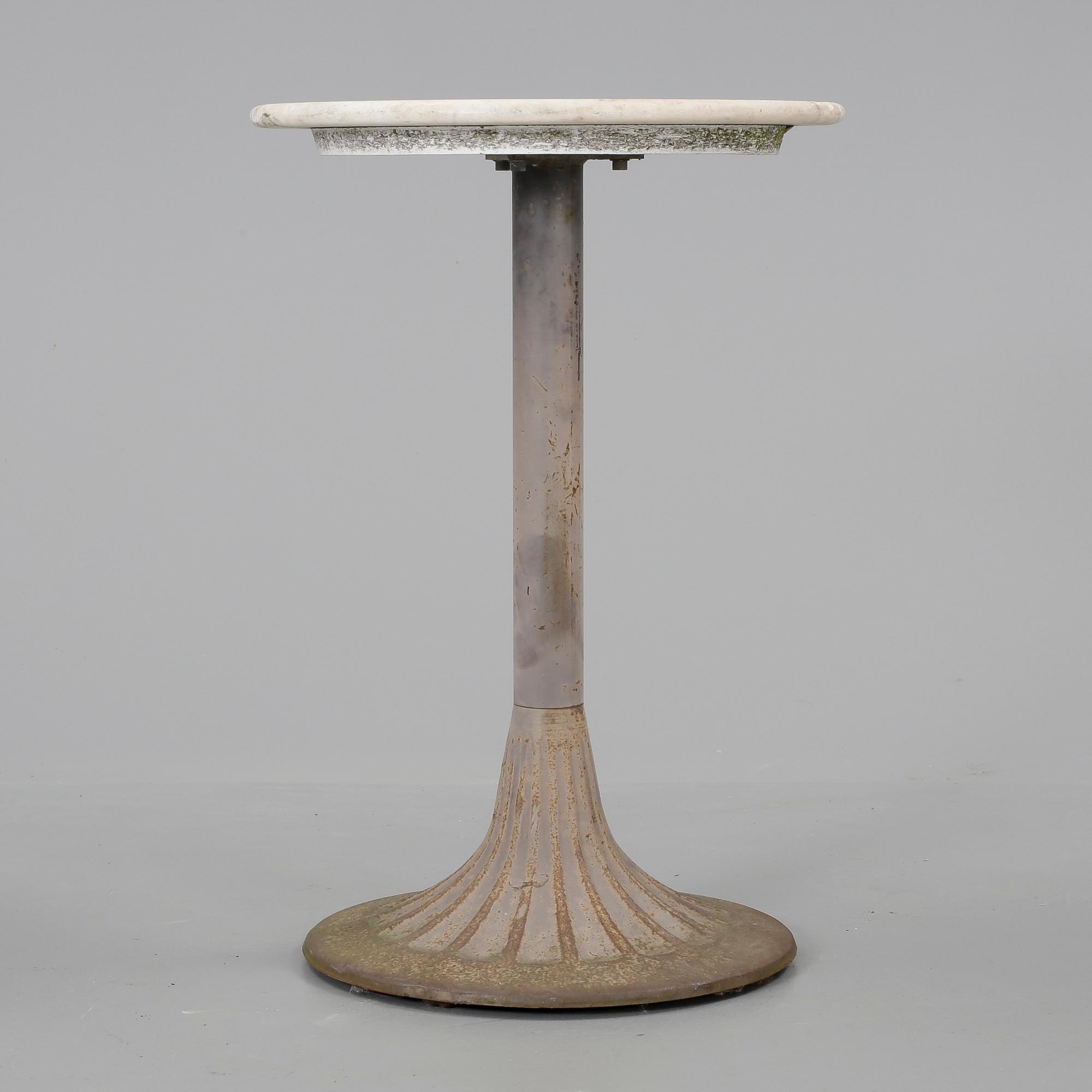 TRÄDGÅRDSBORD, 1900-talets första hälft.