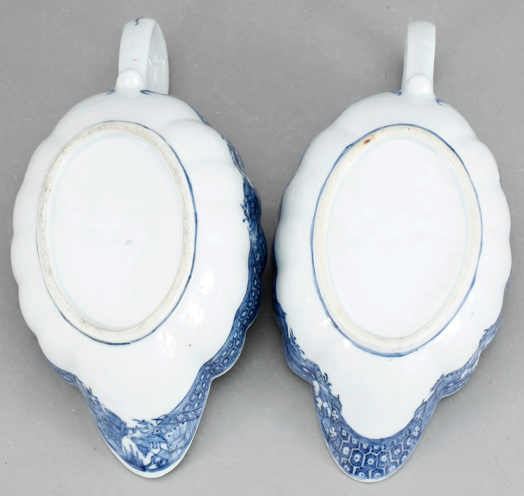 SÅSSNIPOR, 2 st, porslin, Qianlong, Kina 1700-tal.