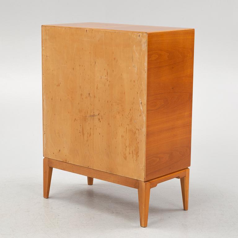 Åby Möbelfabrik, a Swedish Modern chest of drawers, 1940's-50's.