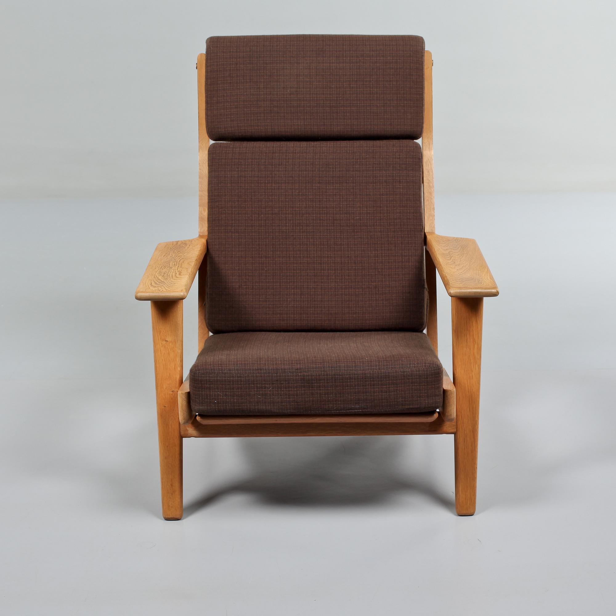 FÅTÖLJ, "GE-290", Hans J. Wegner, Getama, 1900-talets andra hälft.