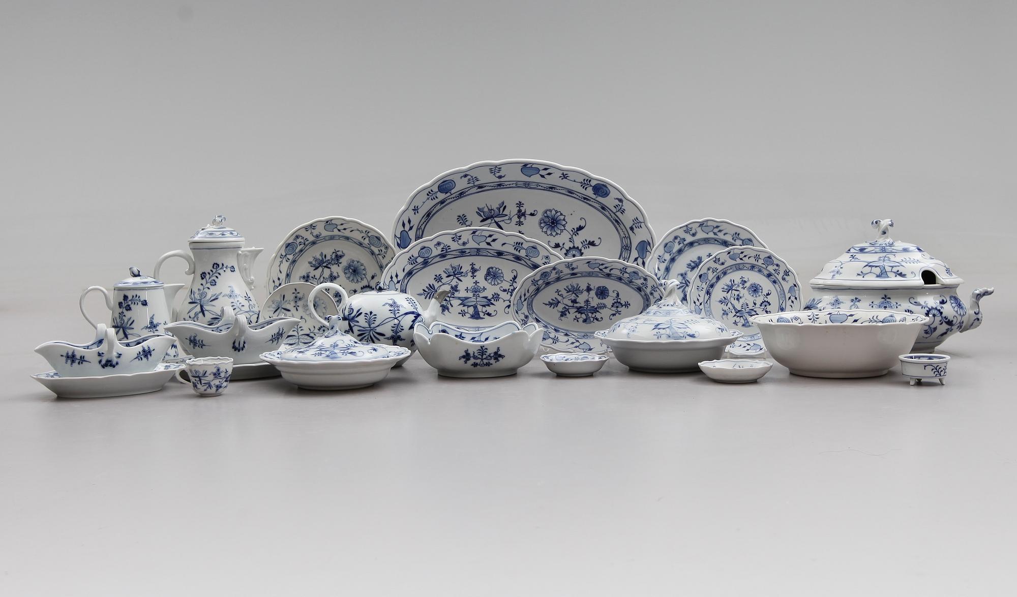 SERVISDELAR, 69 delar, porslin, Meissen, 1900-talets andra hälft.