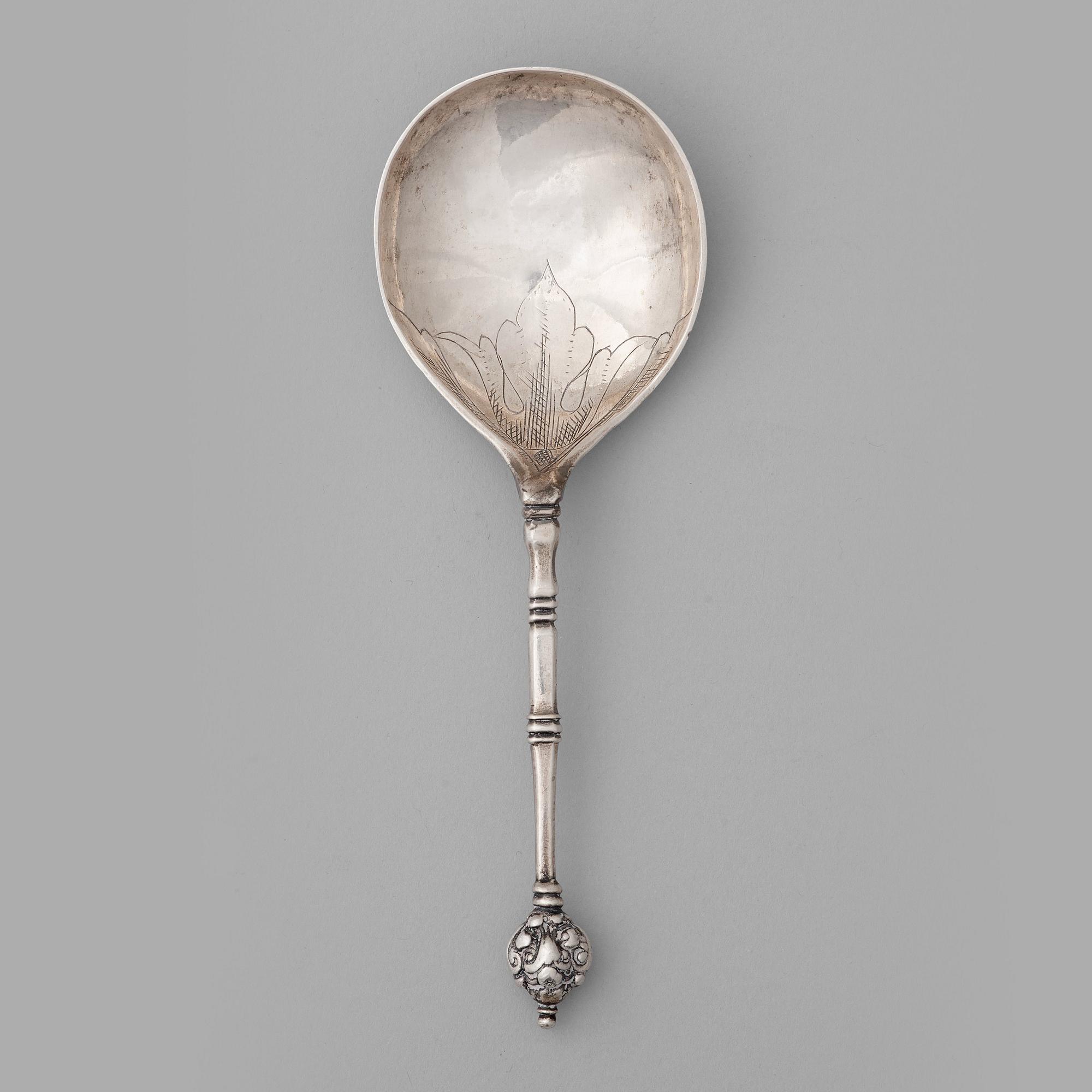 Nicolaus Brun, sked med volutknopp, silver, Västerås (verksam 1633-1662 (-68)), barock.
