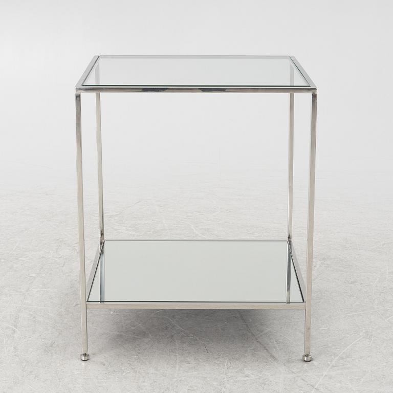 Ruth & Joanna, sidobord.