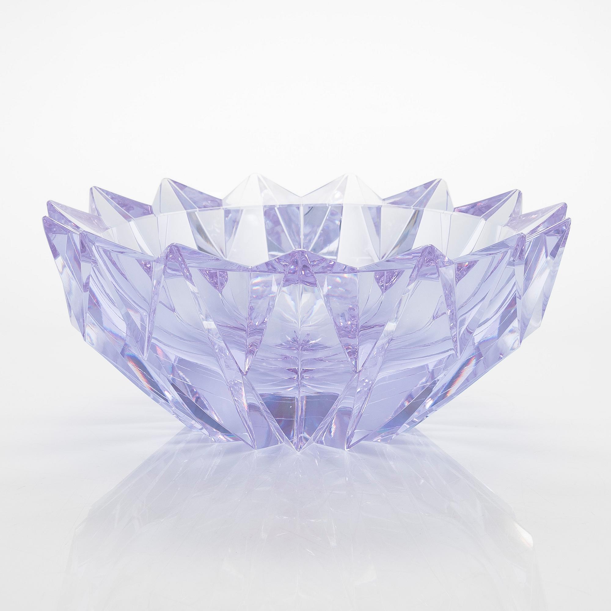 Aimo Okkolin, A 'Water lily' bowl, signed Aimo Okkolin Riihimäen Lasi Oy.