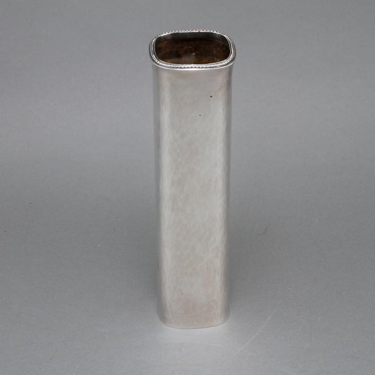 VAS, silver, Uppsala, MGAB, E. Löfman, 1973, vikt 403 gram.