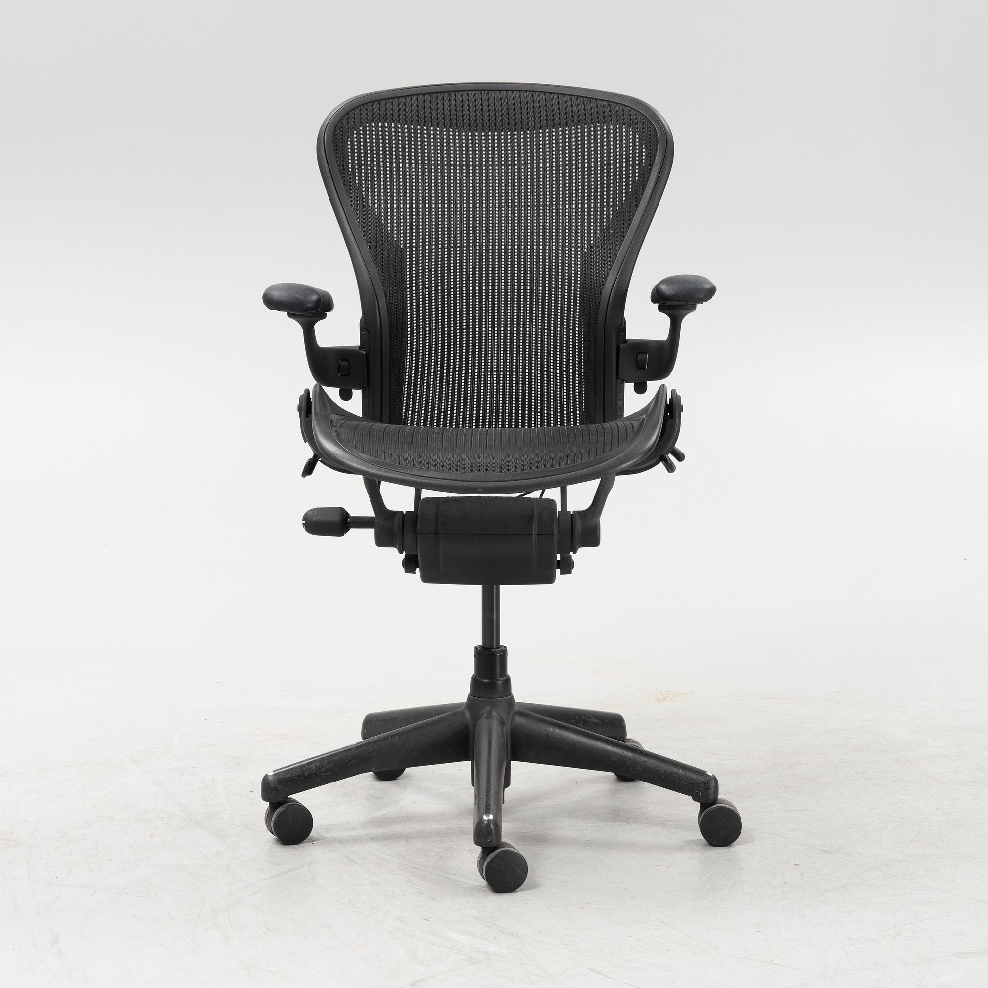 Don Chadwick/Bill Stump, skrivbordsstol, "Aeron", Herman Miller.