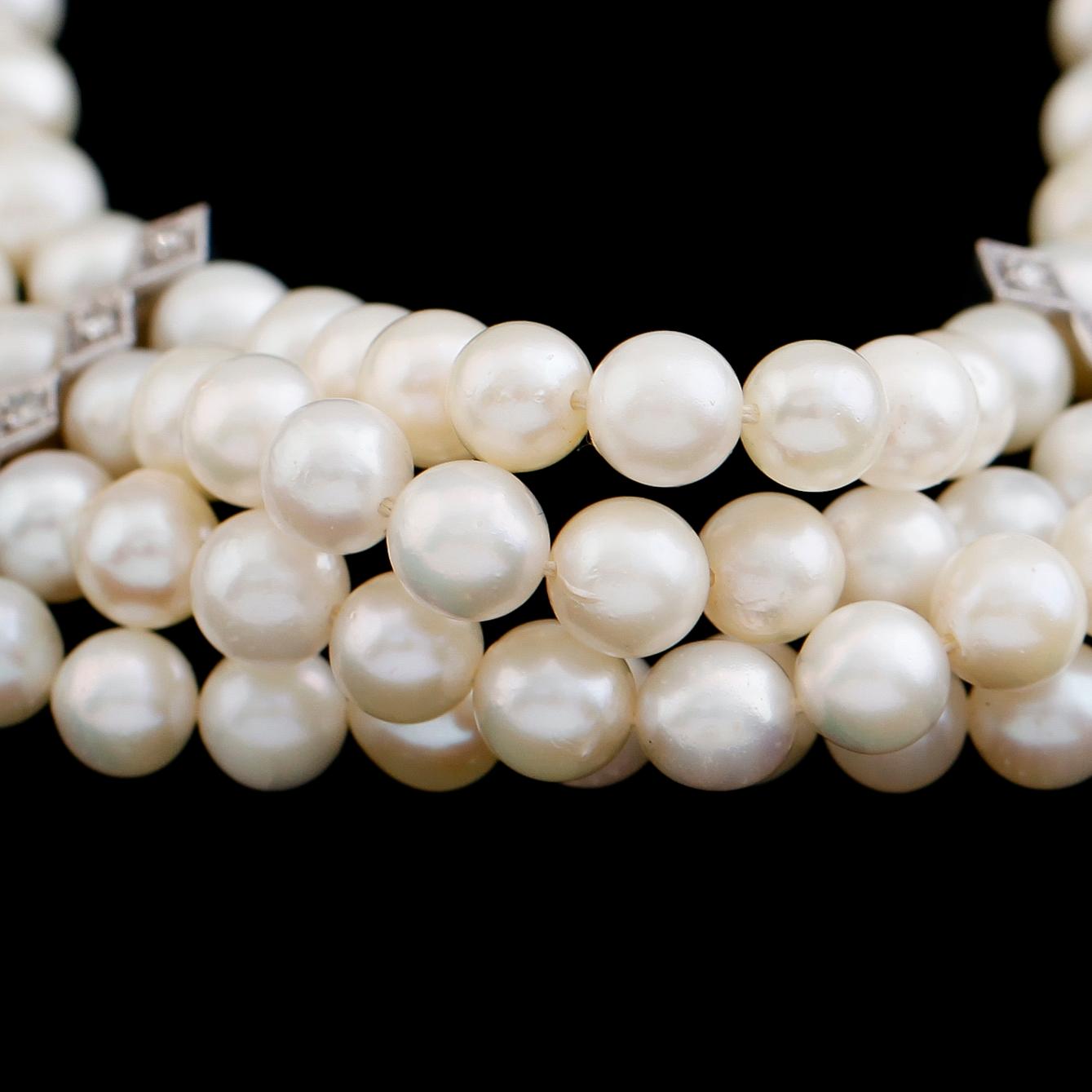 ARMBAND, 18 k vitguld, odlade pärlor, diamanter.