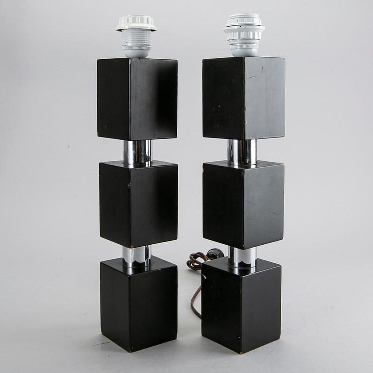 A pair of 1970's table lamps.