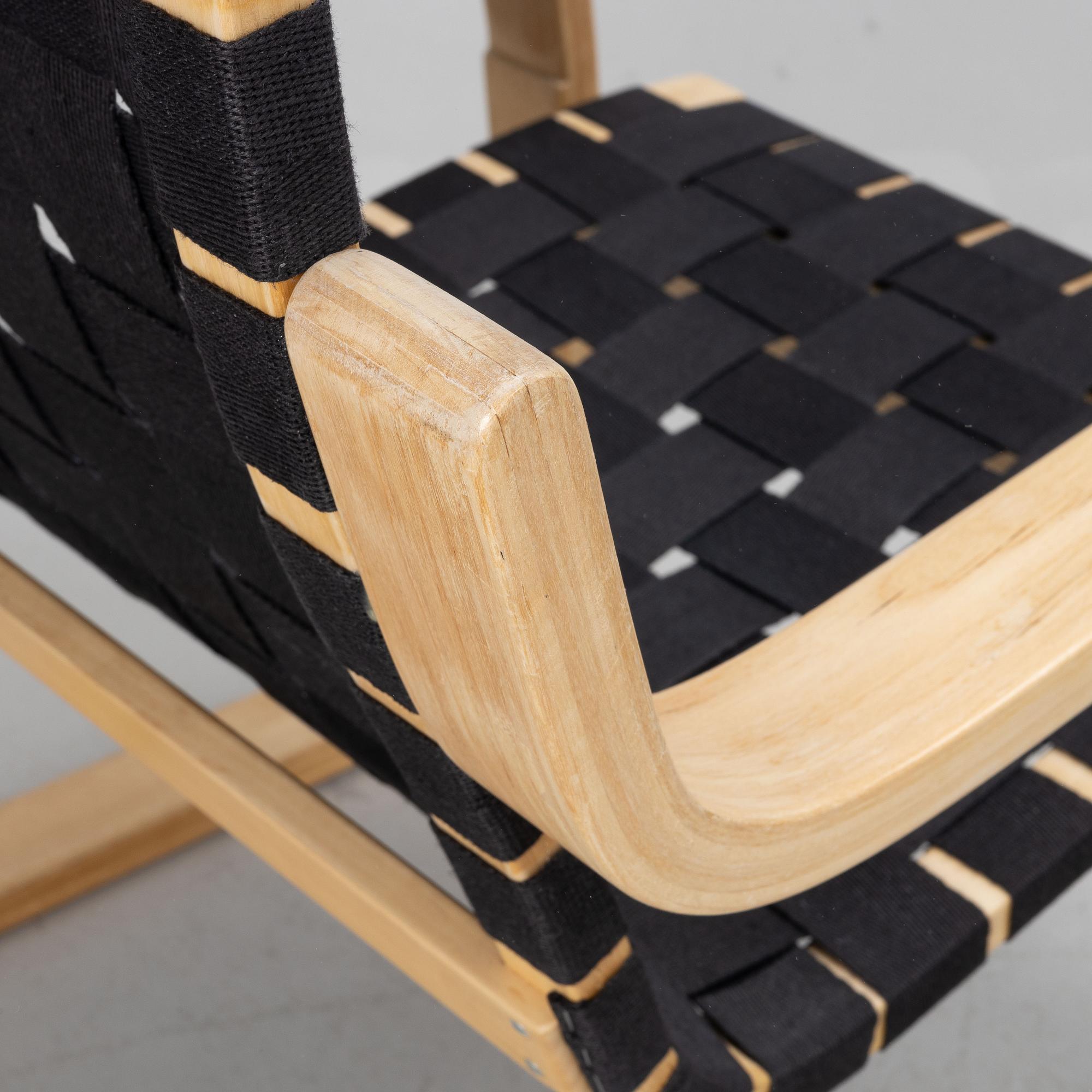 Alvar Aalto, fåtöljer, ett par, modell 406, Artek.