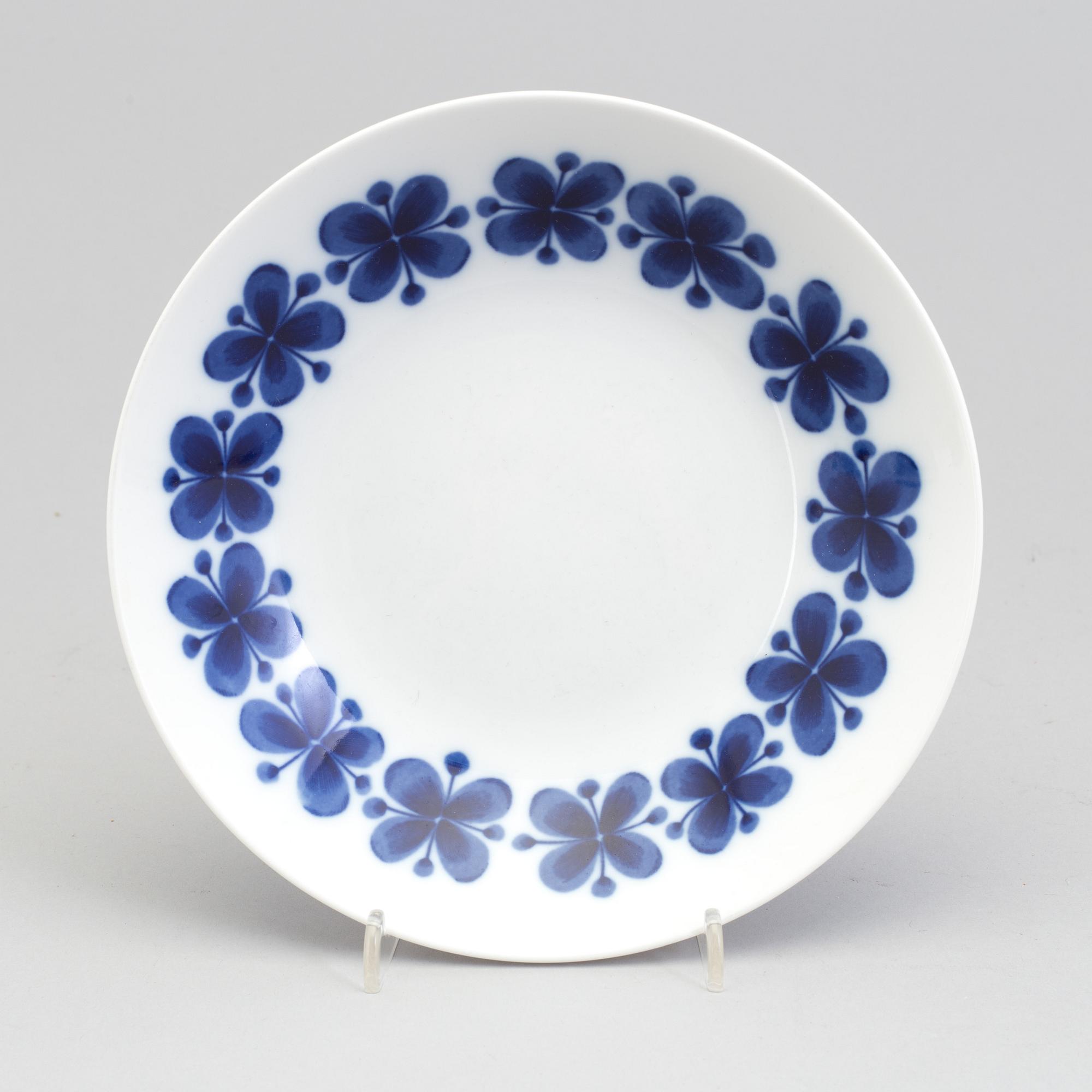 MARIANNE WESTMAN, servisdelar, ca 45 st, porslin, "Mon Amie", Rörstrand.