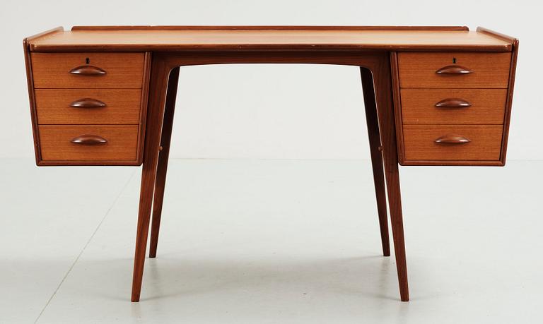 SKRIVBORD, "Pl. Uddebo", Svante Skogh, Aktiebolaget Möbelfabriken Balder, Vaggeryd, 1950-talets andra hälft.