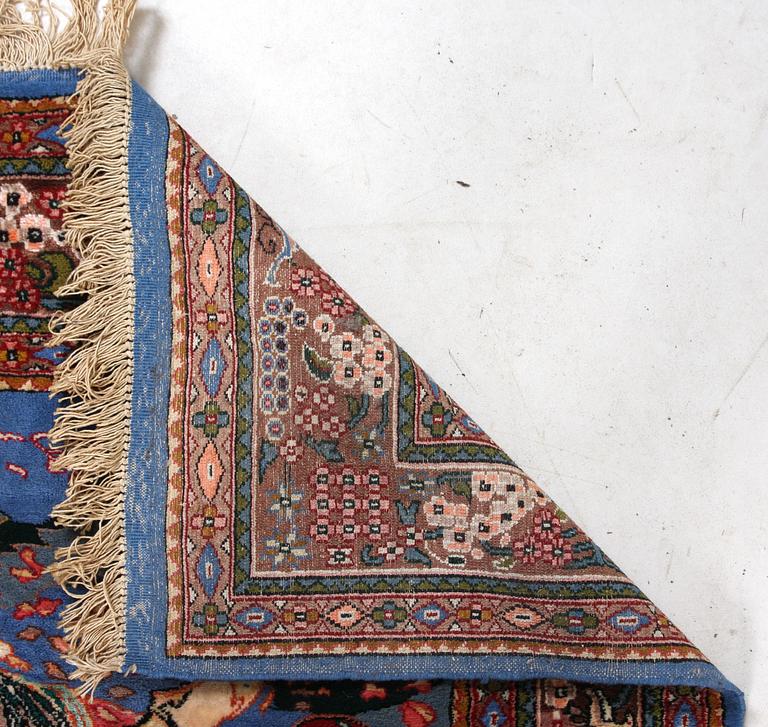 MATTA, orientalisk stil, 194 x 124.
