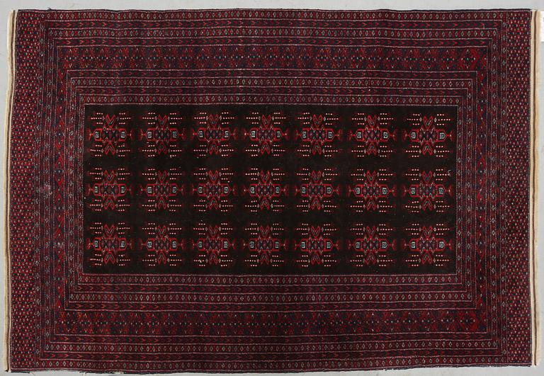 MATTA, troligen Turkmen, ca 182x126 cm.