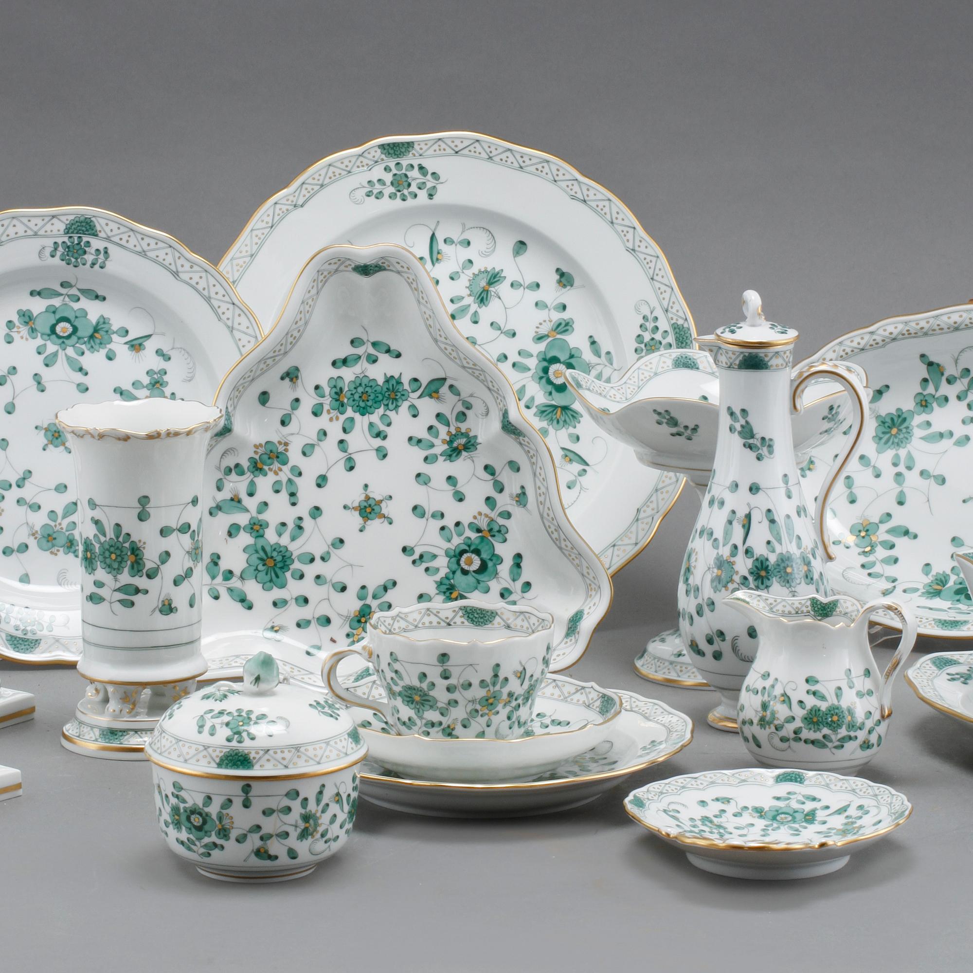 SERVISDELAR, 59 delar, porslin, Meissen, 1900-talets andra hälft.