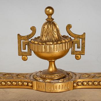 Konsolbord, Louis XVI-stil, omkring år 1900.