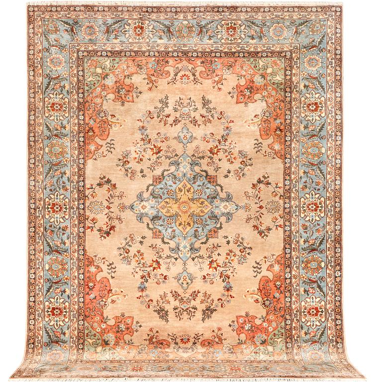 Matta, orientalisk, ca 363 x 268 cm.
