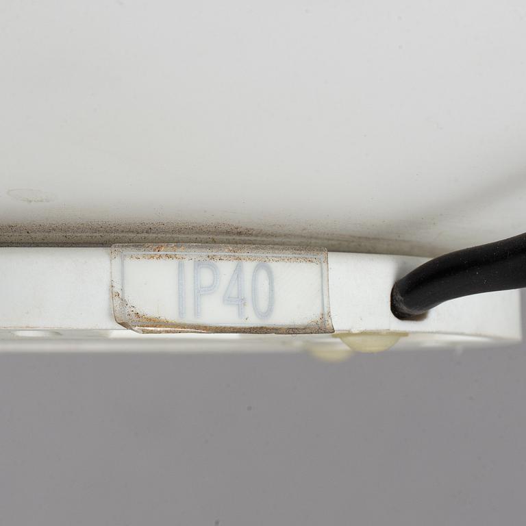 A 'Glo-Ball' table lamp by Jasper Morrison, FLOS.