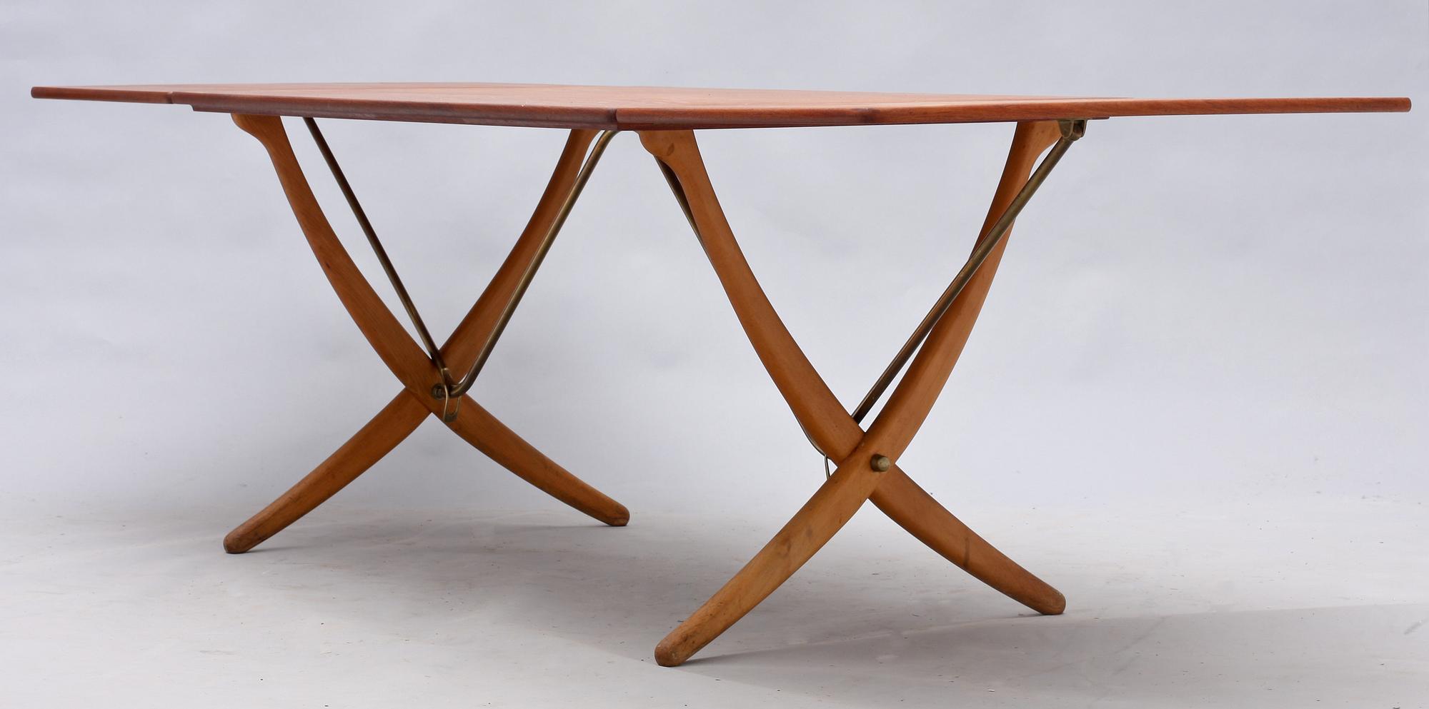 MATBORD, med klaffar, Hans J Wegner för Andreas Tuck, Danmark.