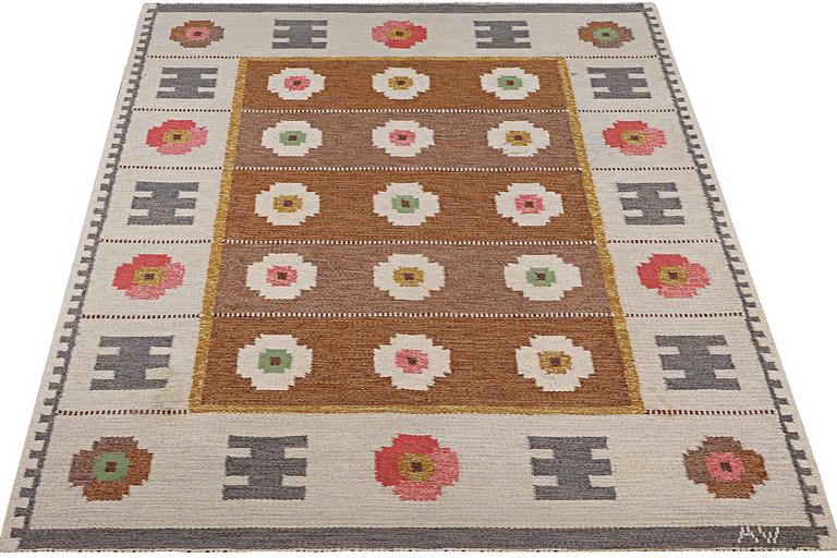 Alice Wallenbäck, a flat weave carpet, Sweden, ca 228 x 170 cm.