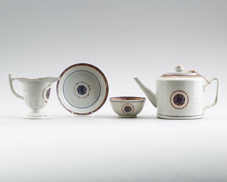 TESERVIS,14 delar, porslin, Kina, Qianlong 1736-1795.