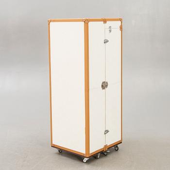 A 21st century leather trunk.