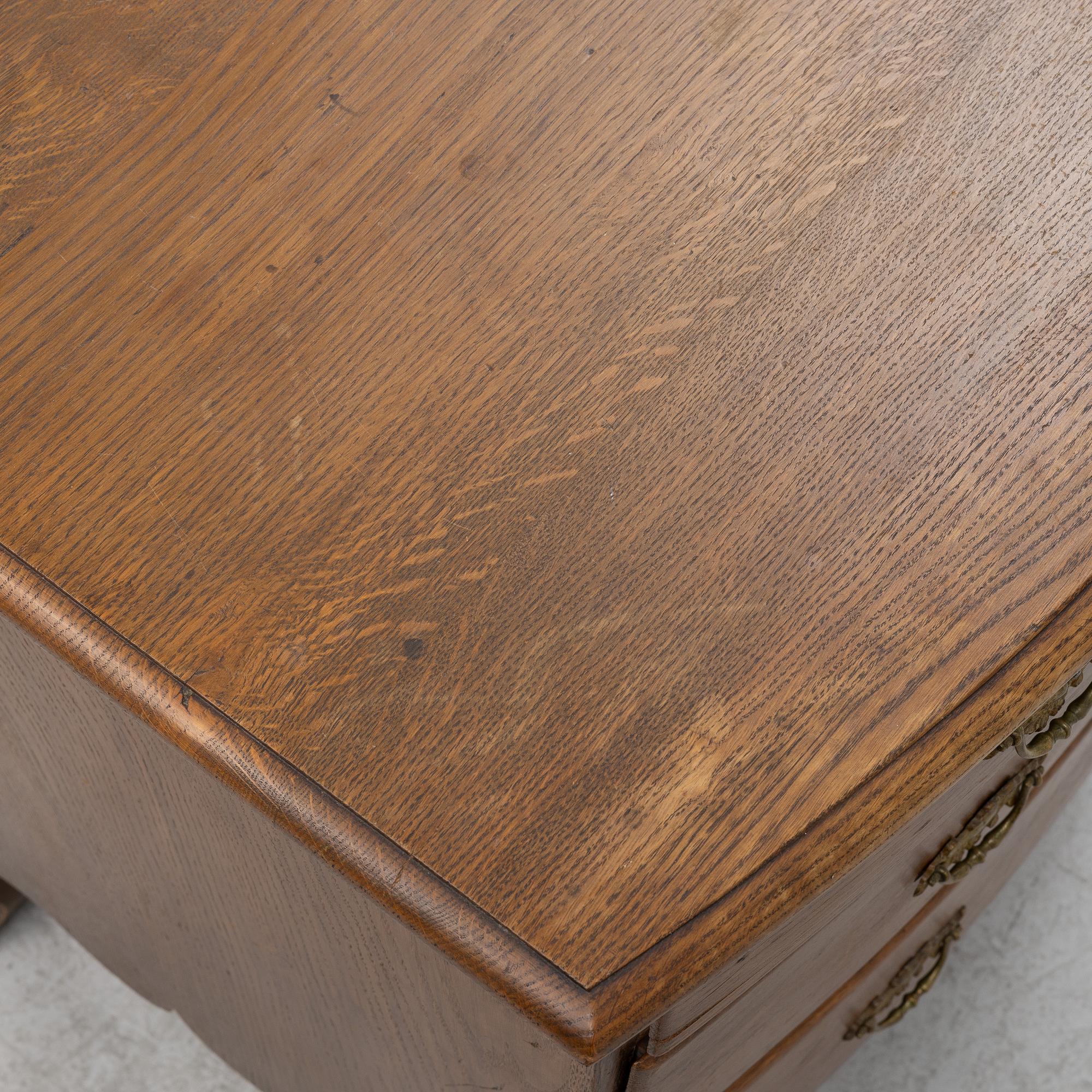 A late Baroque chest of drawers, 18th Century.