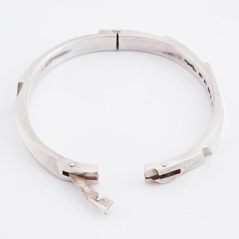 Rey Urban, armring sterlingsilver, Stockholm 1975.