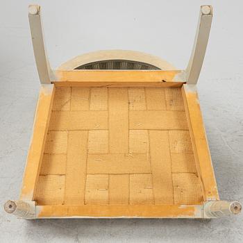 A Gustavian style 6-piece furniture suite, P.A. Eklund Bispgården, mid 20th Century.